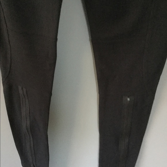 BCBG leggings - Picture 4 of 4